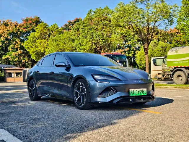 BYD Seal — Фото автомобиля 3