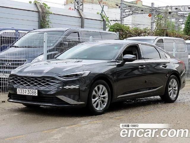 Kia K8 — Фото автомобиля 2