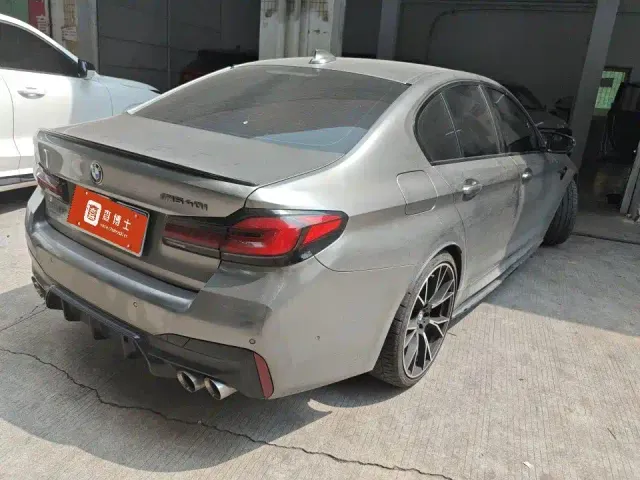 BMW 5 Series — Фото автомобиля 2