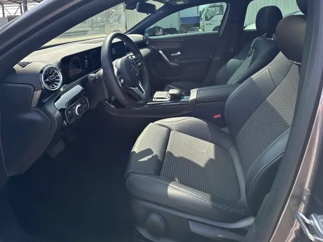 Mercedes-Benz A-Class — Фото автомобиля 9