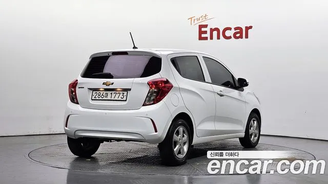 Chevrolet Spark — Фото автомобиля 2