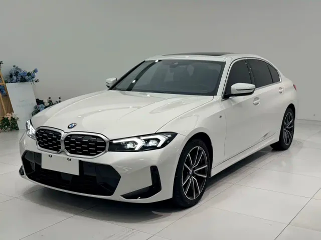 Фотография автомобиля — BMW 3 Series
