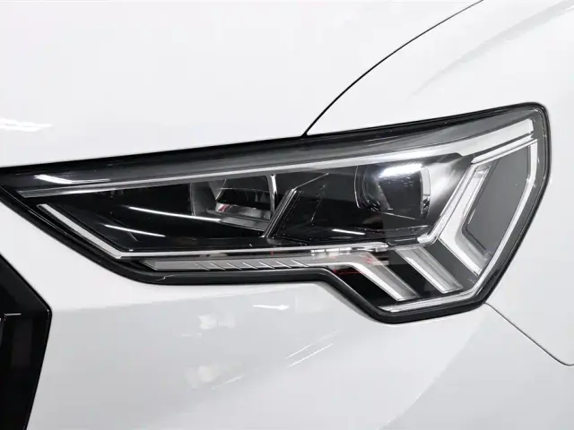 Audi Q3 — Фото автомобиля 15