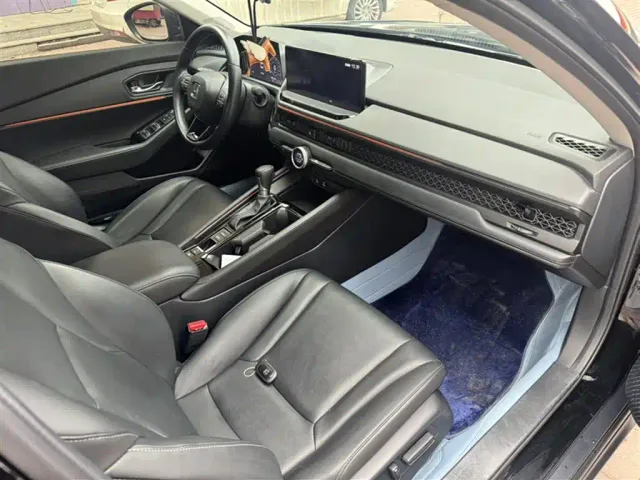 Honda Accord — Фото автомобиля 9