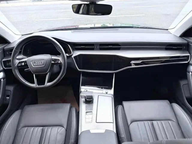 Audi A6L — Фото автомобиля 4
