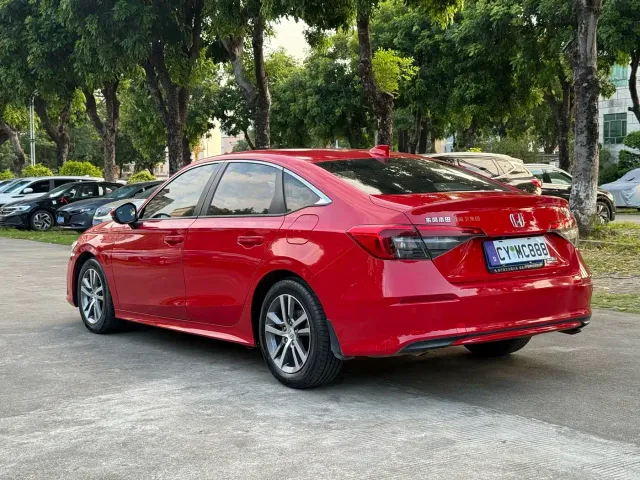 Honda Civic — Фото автомобиля 9
