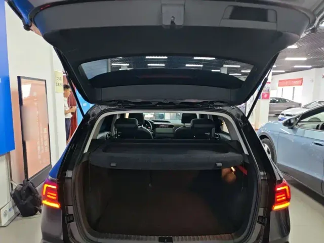 Volkswagen Tharu — Фото автомобиля 18