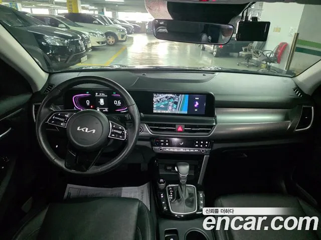 Kia Seltos — Фото автомобиля 7