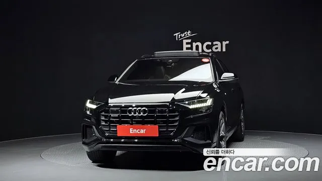Audi Q8 50 TDI quattro Premium — Фото автомобиля 3