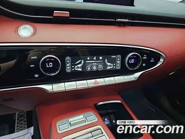 Genesis GV70 2.5T Бензин 2WD — Фото автомобиля 9