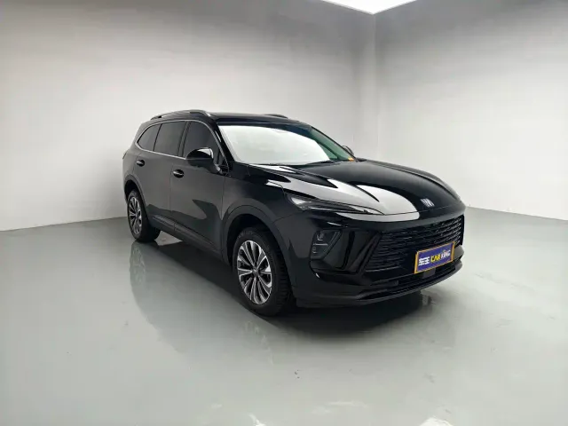 Buick Envision Plus — Фото автомобиля 3