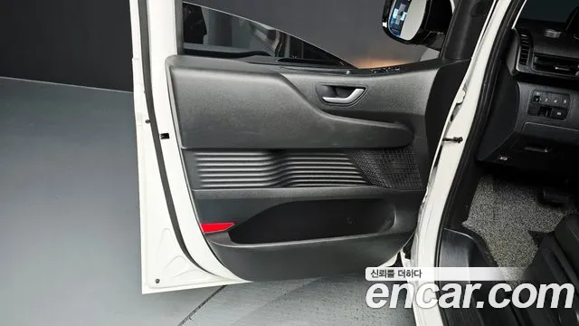 Hyundai Staria — Фото автомобиля 14