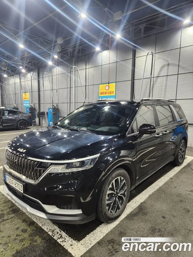 Фотография автомобиля — Kia Carnival Generation 4