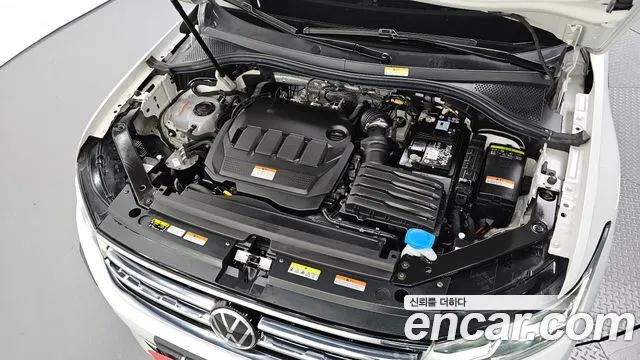 Volkswagen Tiguan Tiguan 2 поколение 2.0 TDI 4Motion Prestige — Фото автомобиля 6