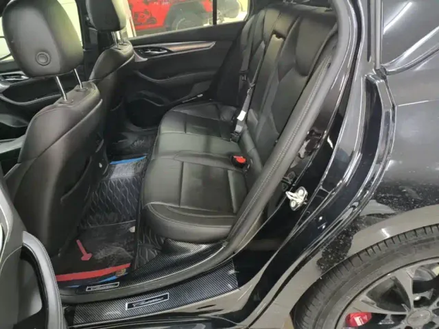 Cadillac CT5 — Фото автомобиля 16