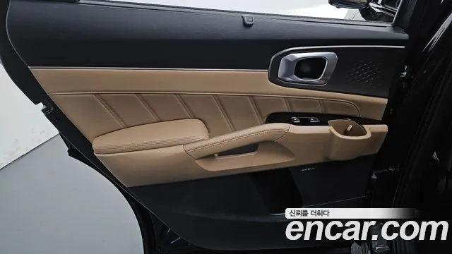 Kia Sorento — Фото автомобиля 24
