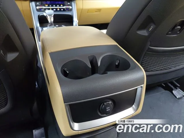 Kia Canival Carnival 4 поколение 9 мест Prestige — Фото автомобиля 30