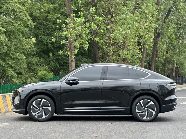 Nio EC6 — Фото автомобиля 4