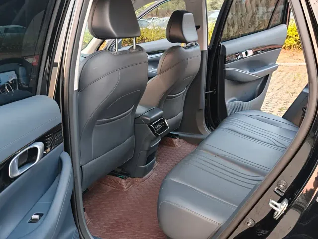 Geely Galaxy E5 — Фото автомобиля 9