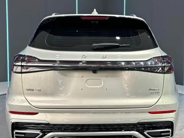 Hongqi HS5 — Фото автомобиля 7