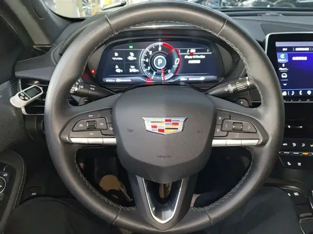 Cadillac CT5 — Фото автомобиля 10