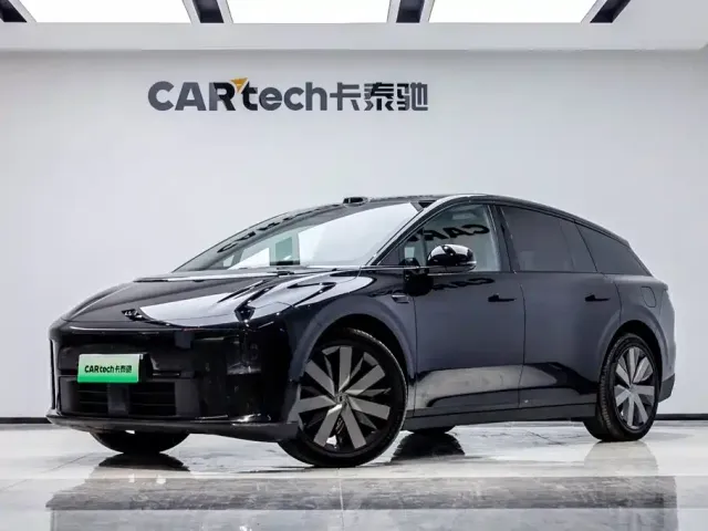 Li Auto Li Auto i6 2025 4WD Base Model — Фото автомобиля 2