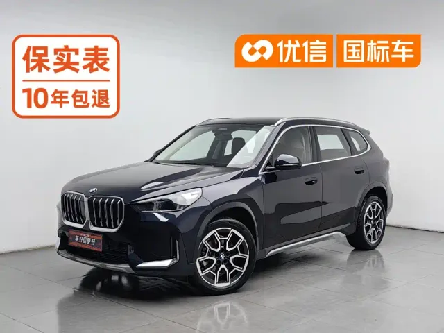 Фотография автомобиля — BMW X1