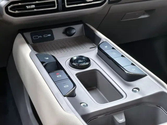 Haval Big Dog — Фото автомобиля 9