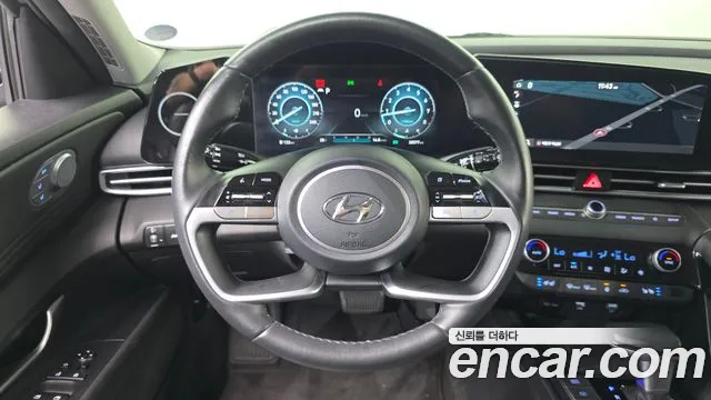 Hyundai AVANTE Avante (CN7) — Фото автомобиля 14
