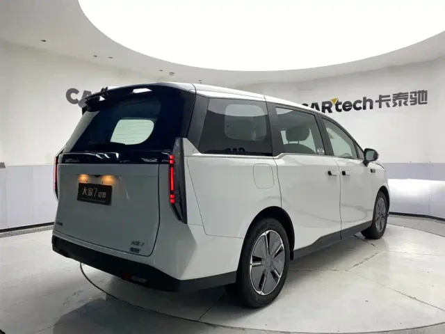 Maxus Dajia 7 — Фото автомобиля 5