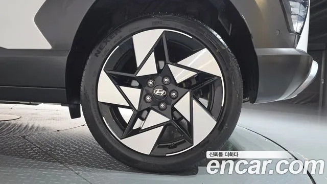 Hyundai Kona SX2 — Фото автомобиля 6
