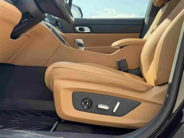 Li Auto ONE — Фото автомобиля 9