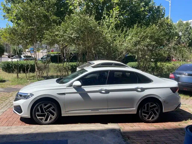 Volkswagen Sagitar — Фото автомобиля 14