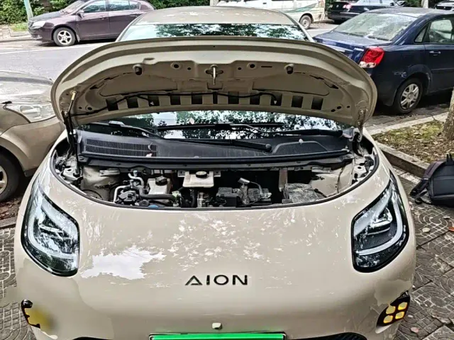 GAC Aion UT — Фото автомобиля 19