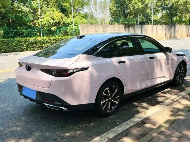 Changan Lamore — Фото автомобиля 4