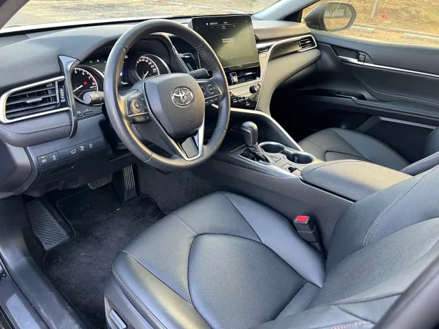 Toyota Camry — Фото автомобиля 11