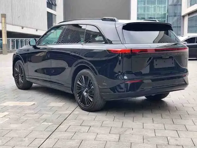 Xpeng G9 — Фото автомобиля 8