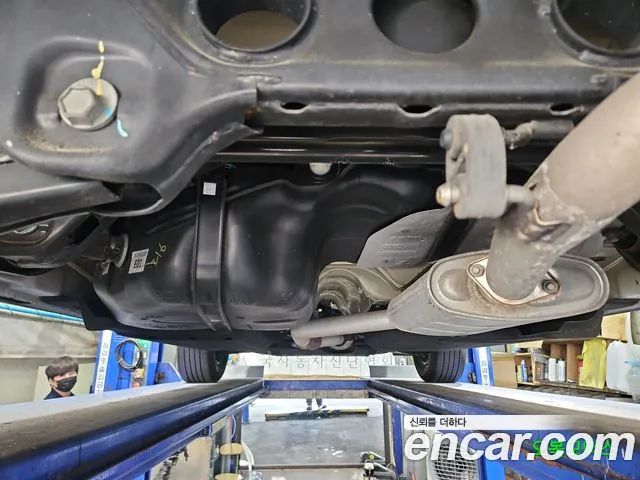 Hyundai Santafe — Фото автомобиля 17