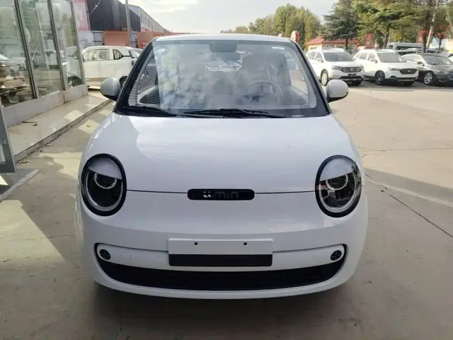 Changan Lumin — Фото автомобиля 2