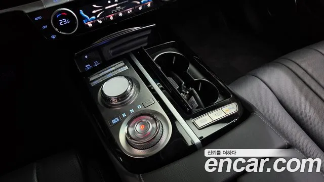 Genesis G80 RG3 — Фото автомобиля 12