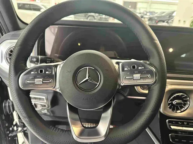 Mercedes-Benz G-Class — Фото автомобиля 16