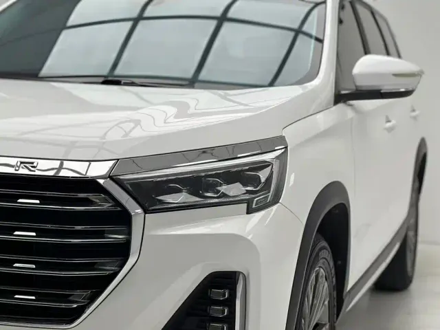 Jetour X90 Plus — Фото автомобиля 4