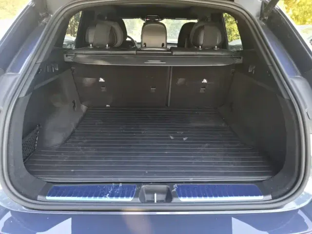 Mercedes-Benz EQE SUV — Фото автомобиля 18