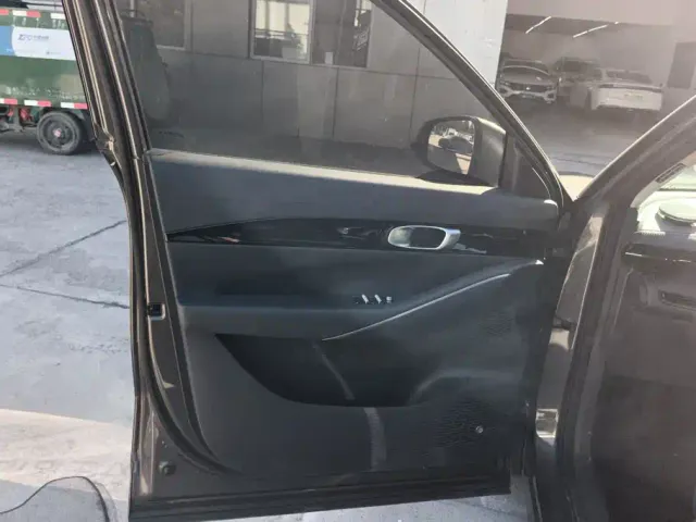 Geely Galaxy E5 — Фото автомобиля 7