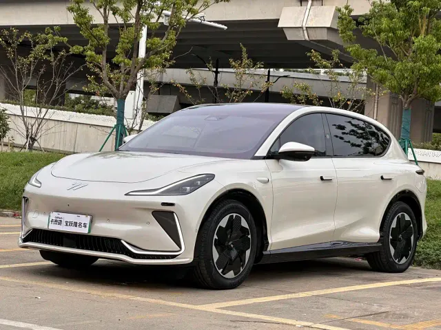 Фотография автомобиля — IM Motors IM LS7