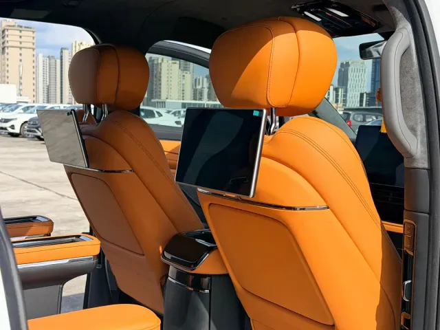 Geely Yizhen L380 — Фото автомобиля 8