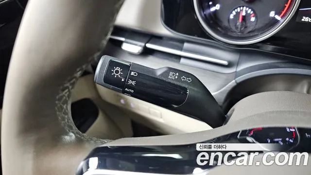 Kia Canival Carnival 4 поколение Дизель 9 мест Prestige — Фото автомобиля 28