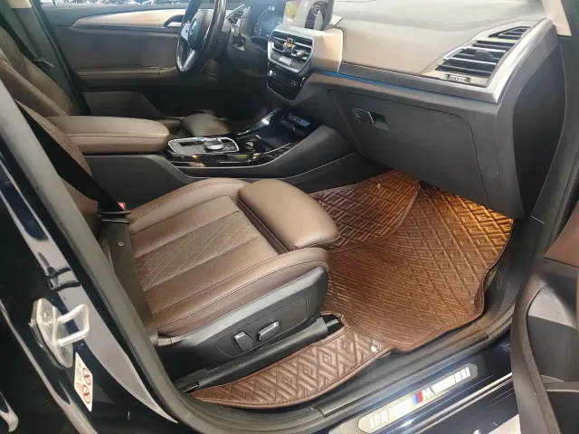 BMW iX3 — Фото автомобиля 12