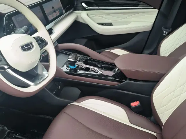 Geely Xingyue L — Фото автомобиля 5