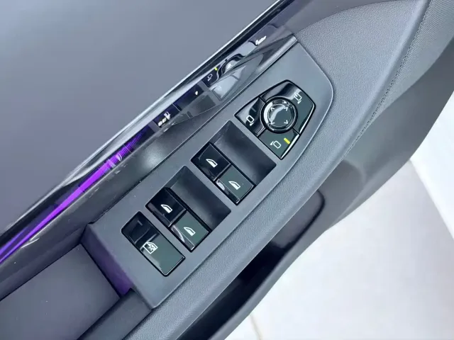 BMW 5 Series — Фото автомобиля 7